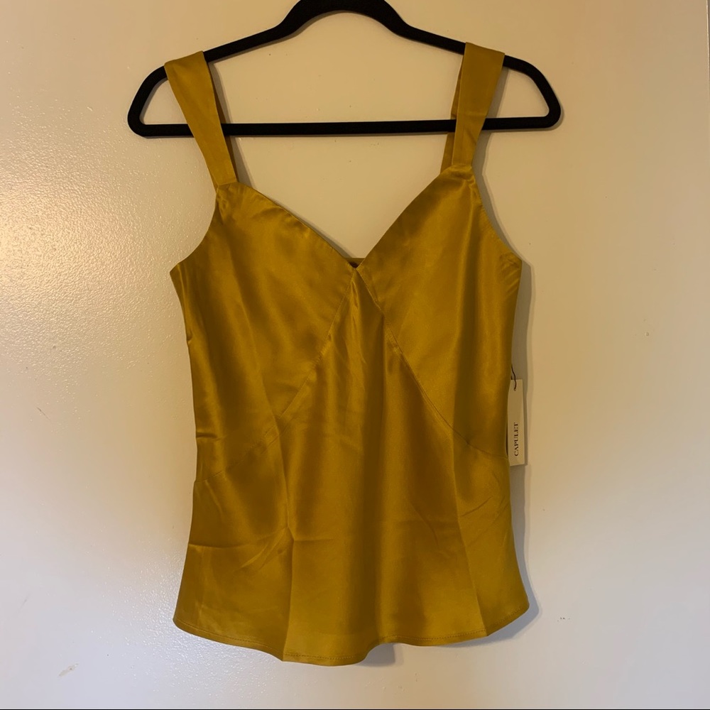 Capulat Camisole top in soft, gently silk. V-neck